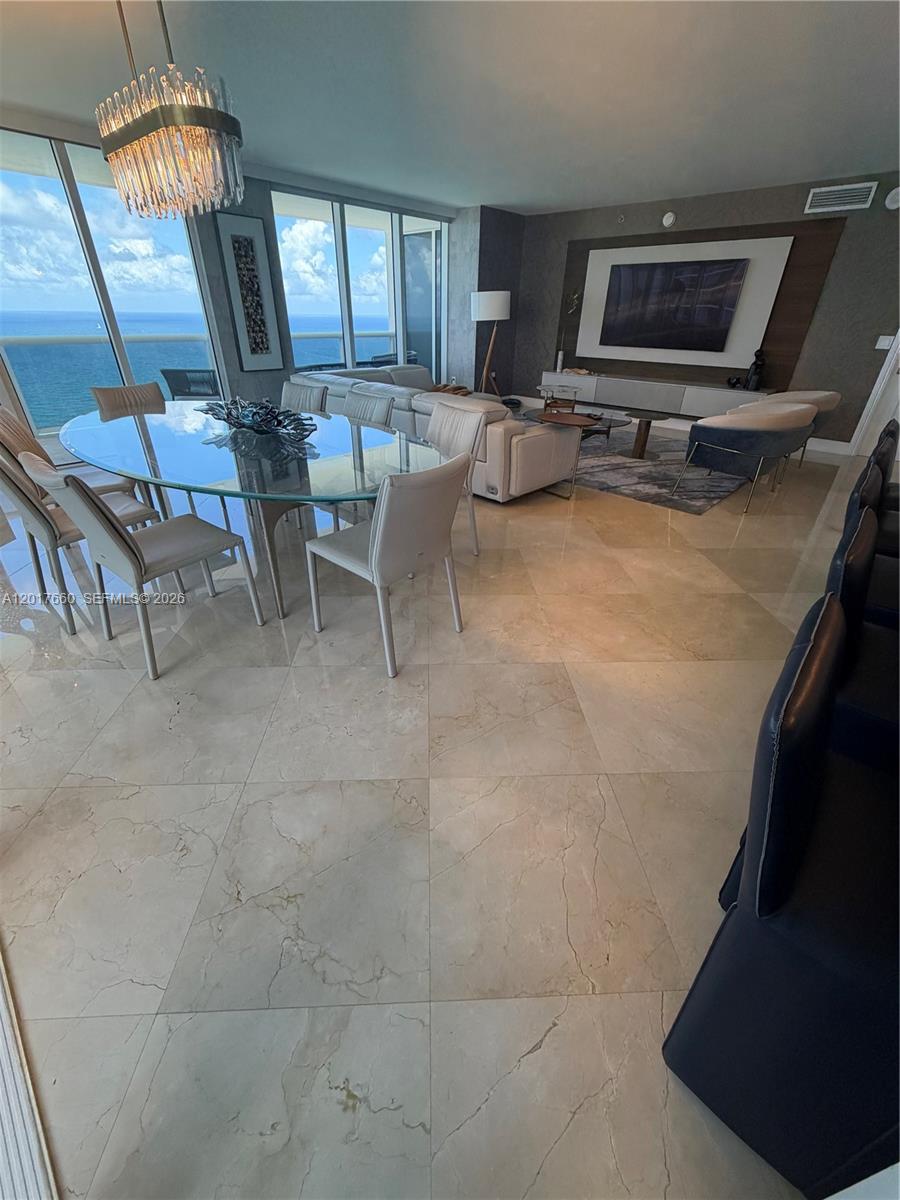 3701 3 / 4 2078 sq. ft. $ 2026-05-12 0 Photo