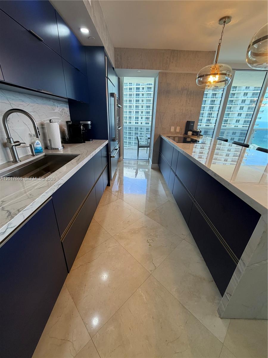 3701 3 / 4 2078 sq. ft. $ 2026-05-12 0 Photo
