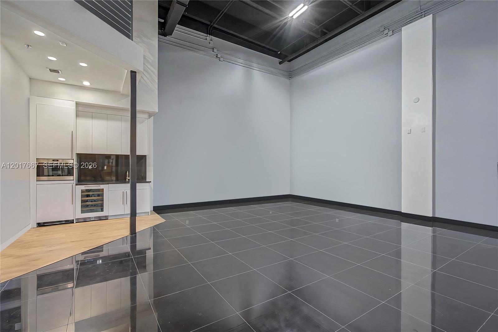See details 205 / sq. ft. $ 2026-05-12 0 Photo