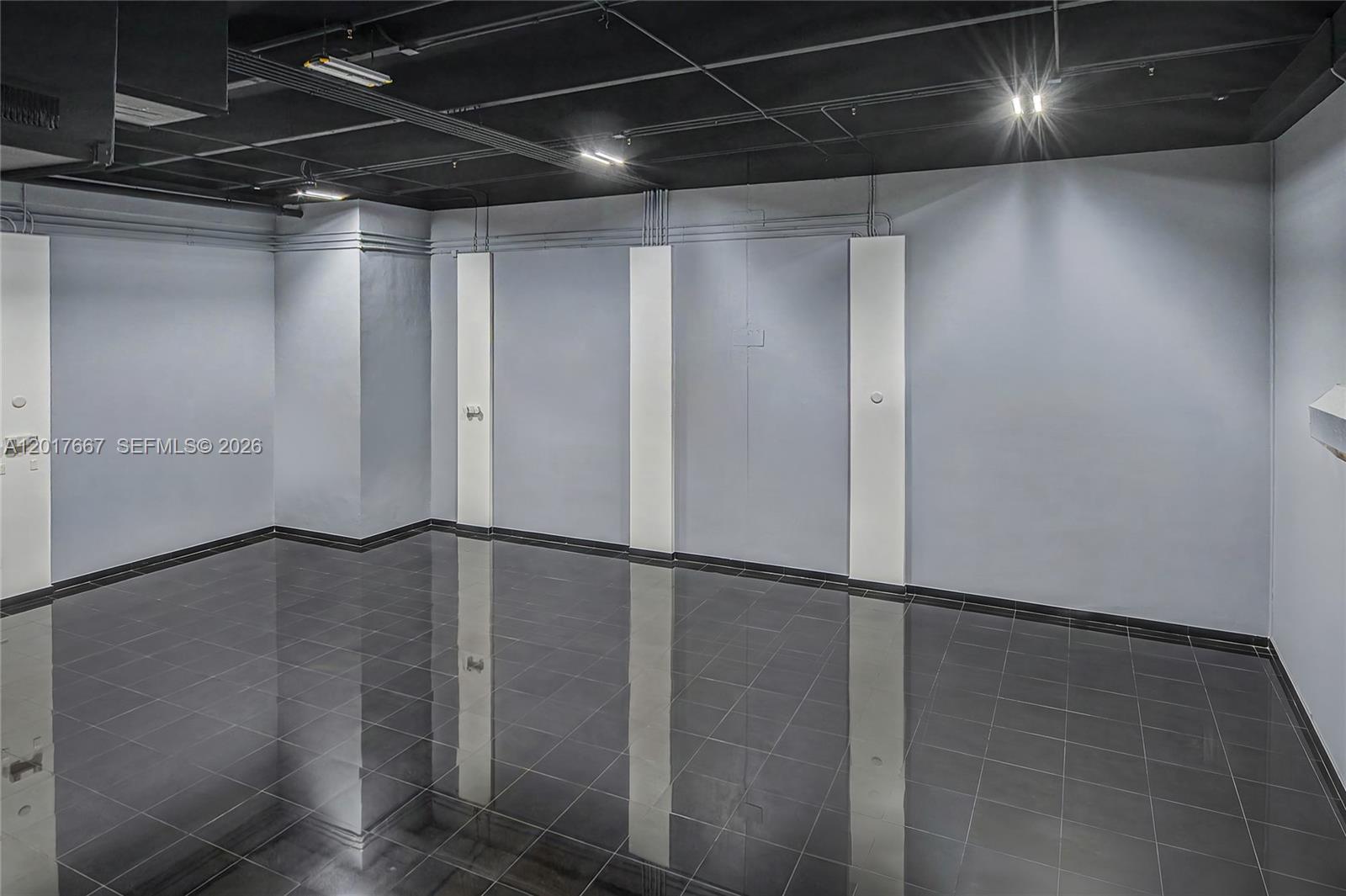 See details 205 / sq. ft. $ 2026-05-12 0 Photo