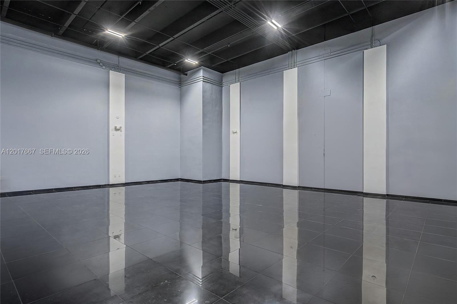 See details 205 / sq. ft. $ 2026-05-12 0 Photo