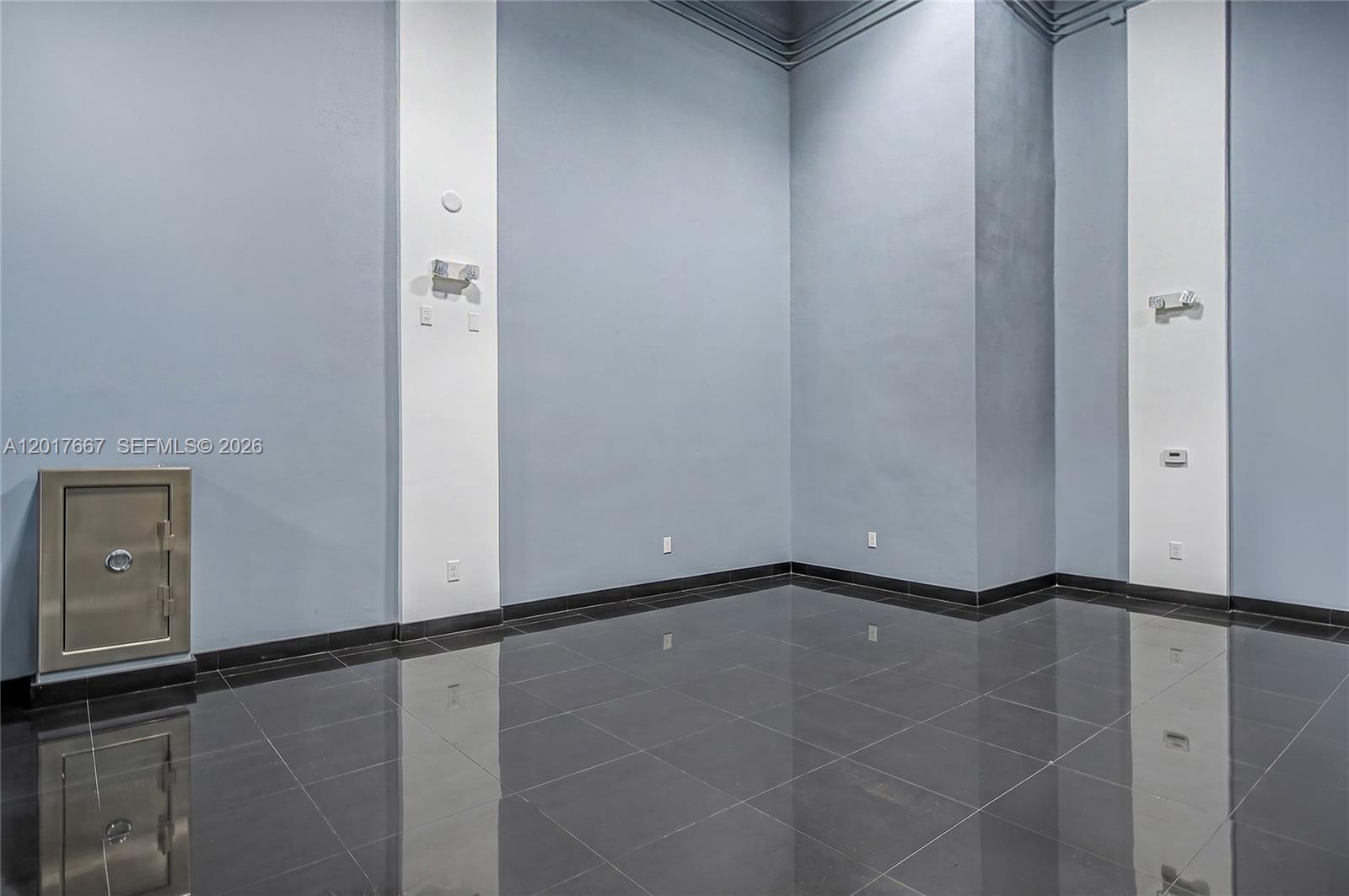 See details 205 / sq. ft. $ 2026-05-12 0 Photo