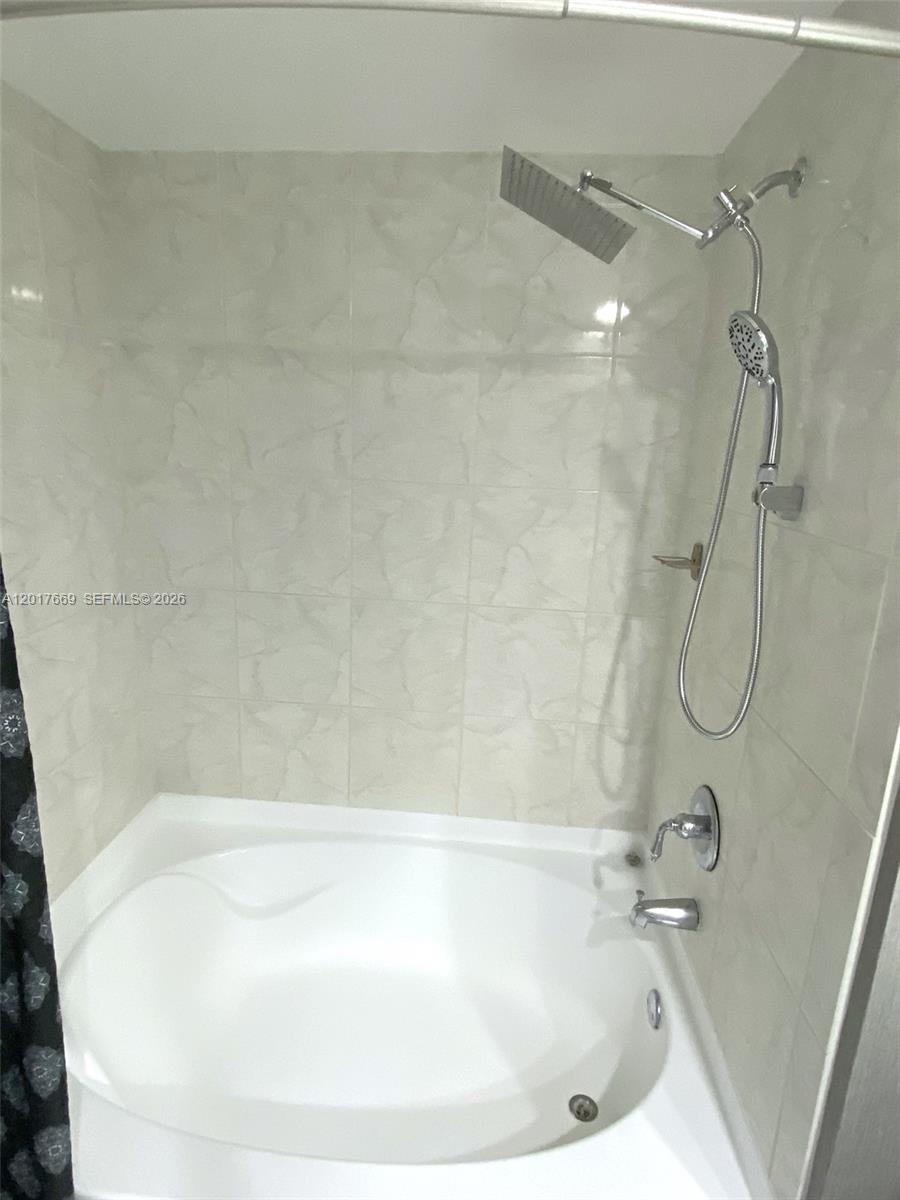 Photo of 18800 29th Ave #1028, Aventura, Florida, 33180 -