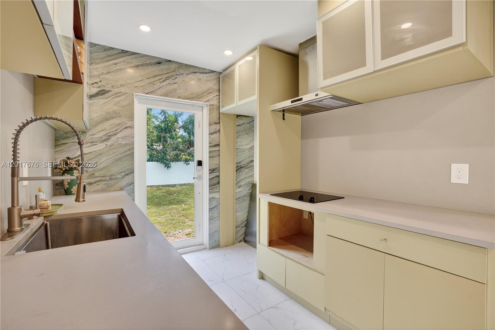 1130 3 / 2 1131 sq. ft. $ 2026-10-16 0 Photo