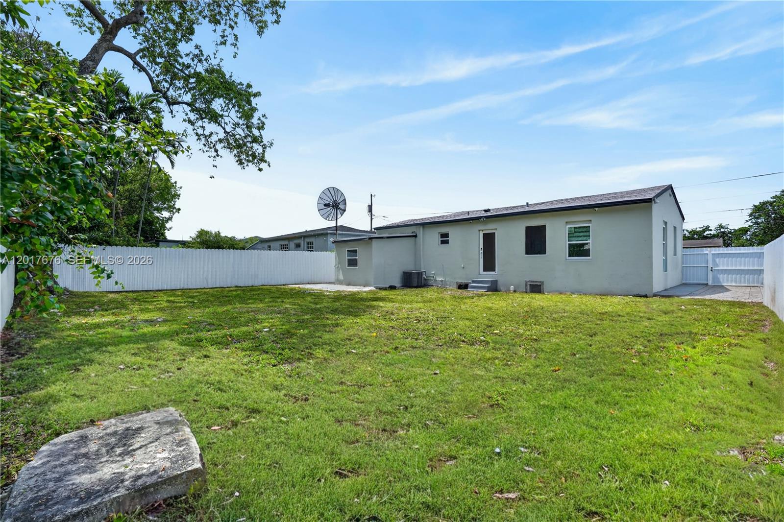 1130 3 / 2 1131 sq. ft. $ 2026-10-16 0 Photo
