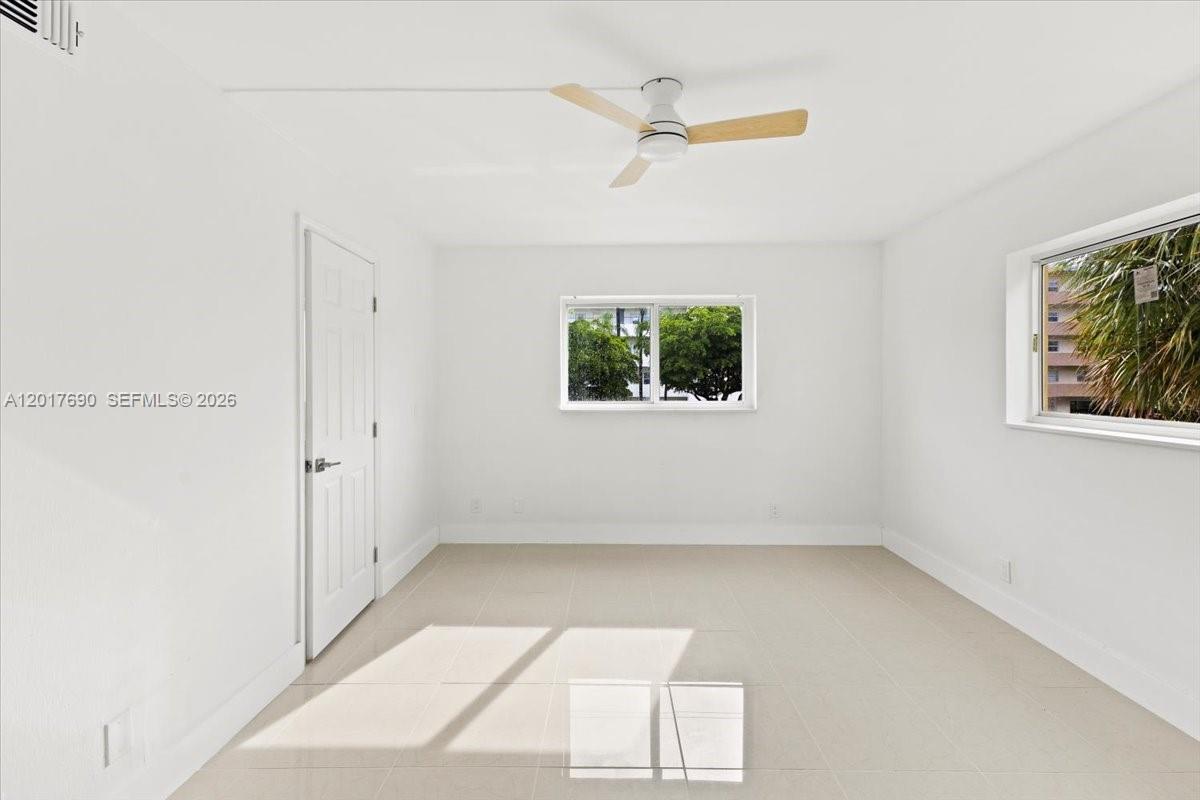 Photo of 319 14TH AVE  #201, Hallandale Beach, Florida, 33009 - 