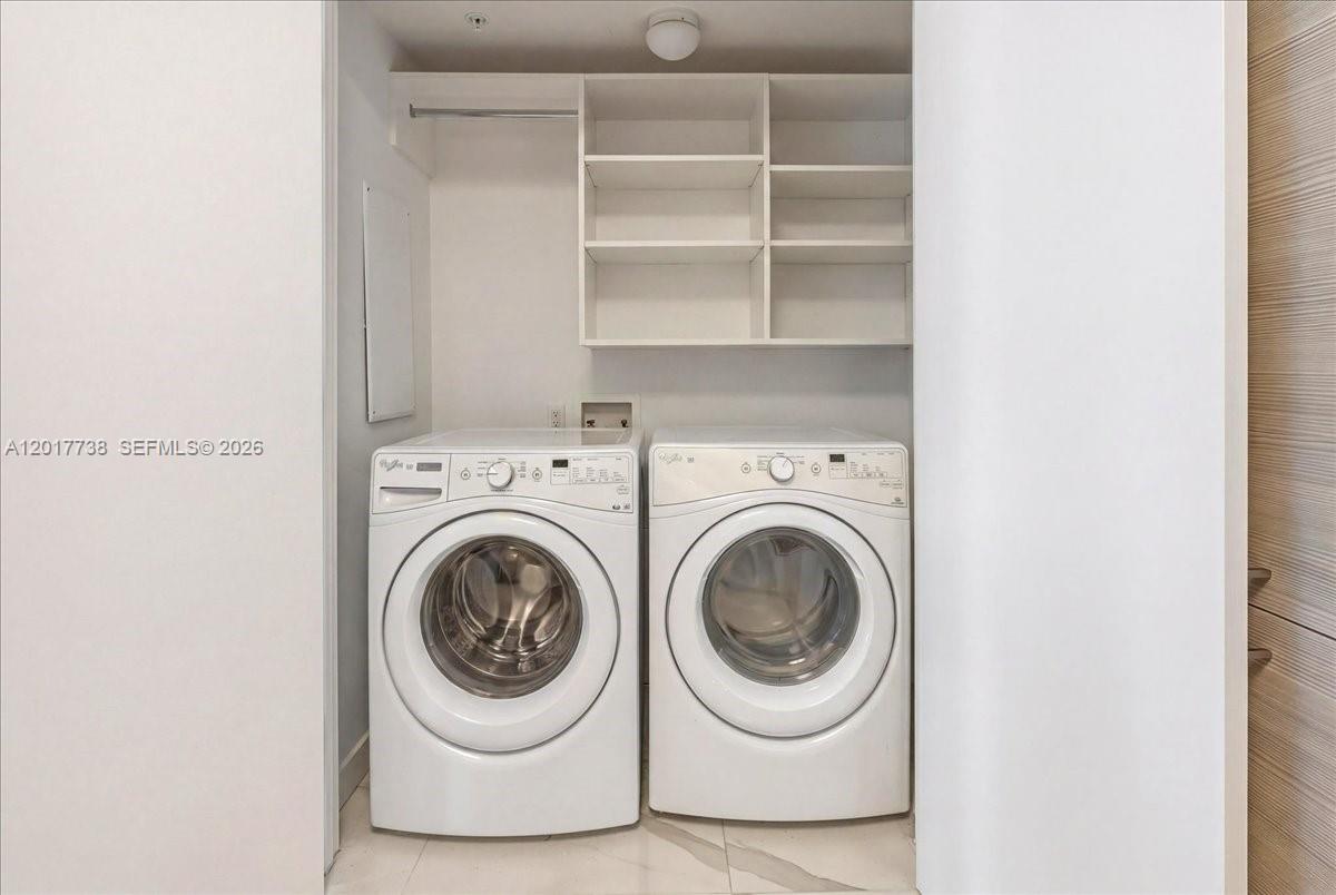 Photo of 17301 Biscayne Blvd #605, North Miami Beach, Florida, 33160 - Hallway