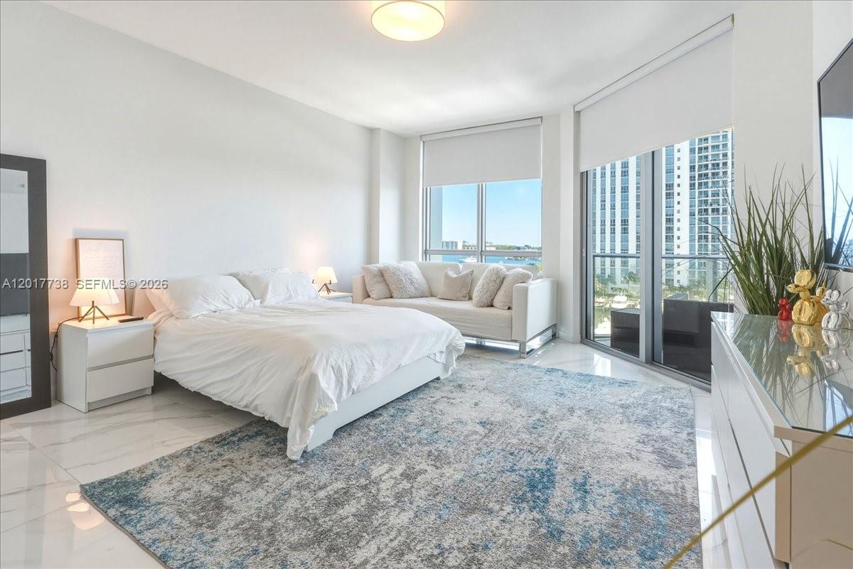 Photo of 17301 Biscayne Blvd #605, North Miami Beach, Florida, 33160 -