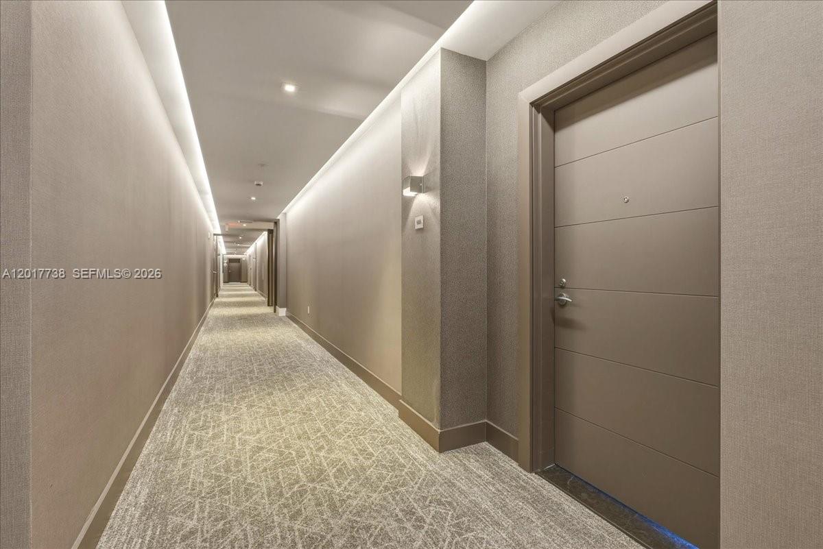 Photo of 17301 Biscayne Blvd #605, North Miami Beach, Florida, 33160 - Hallway