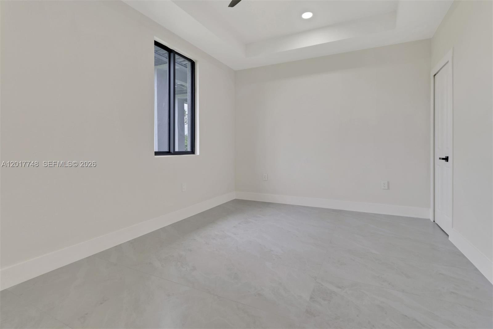 Ver detalles / 2383 sq. ft. $ 2026-05-12 0 foto