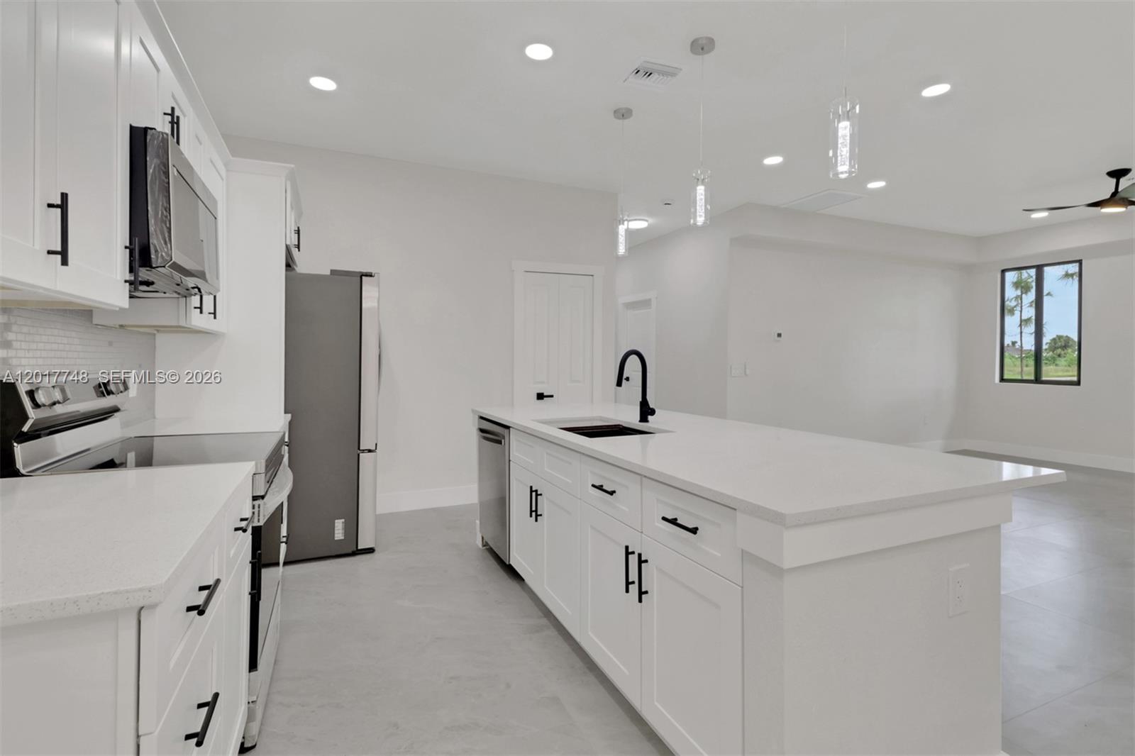Ver detalles / 2383 sq. ft. $ 2026-05-12 0 foto