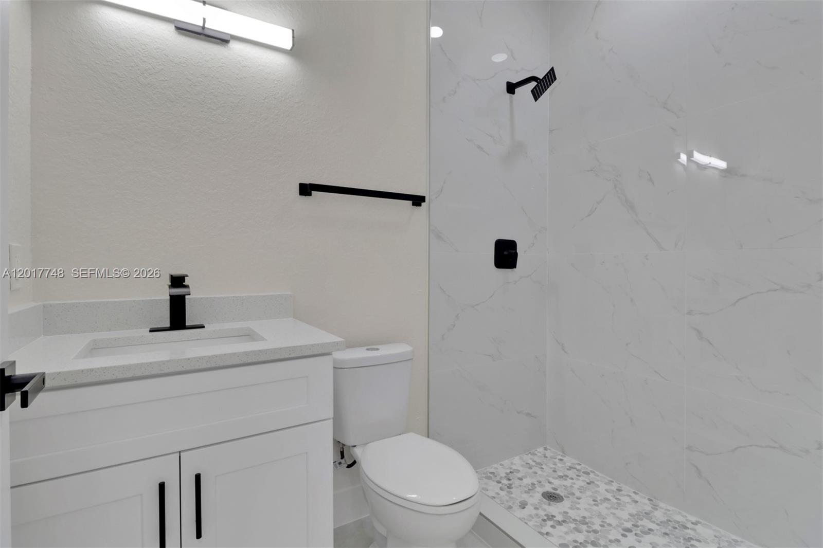 Ver detalles / 2383 sq. ft. $ 2026-05-12 0 foto