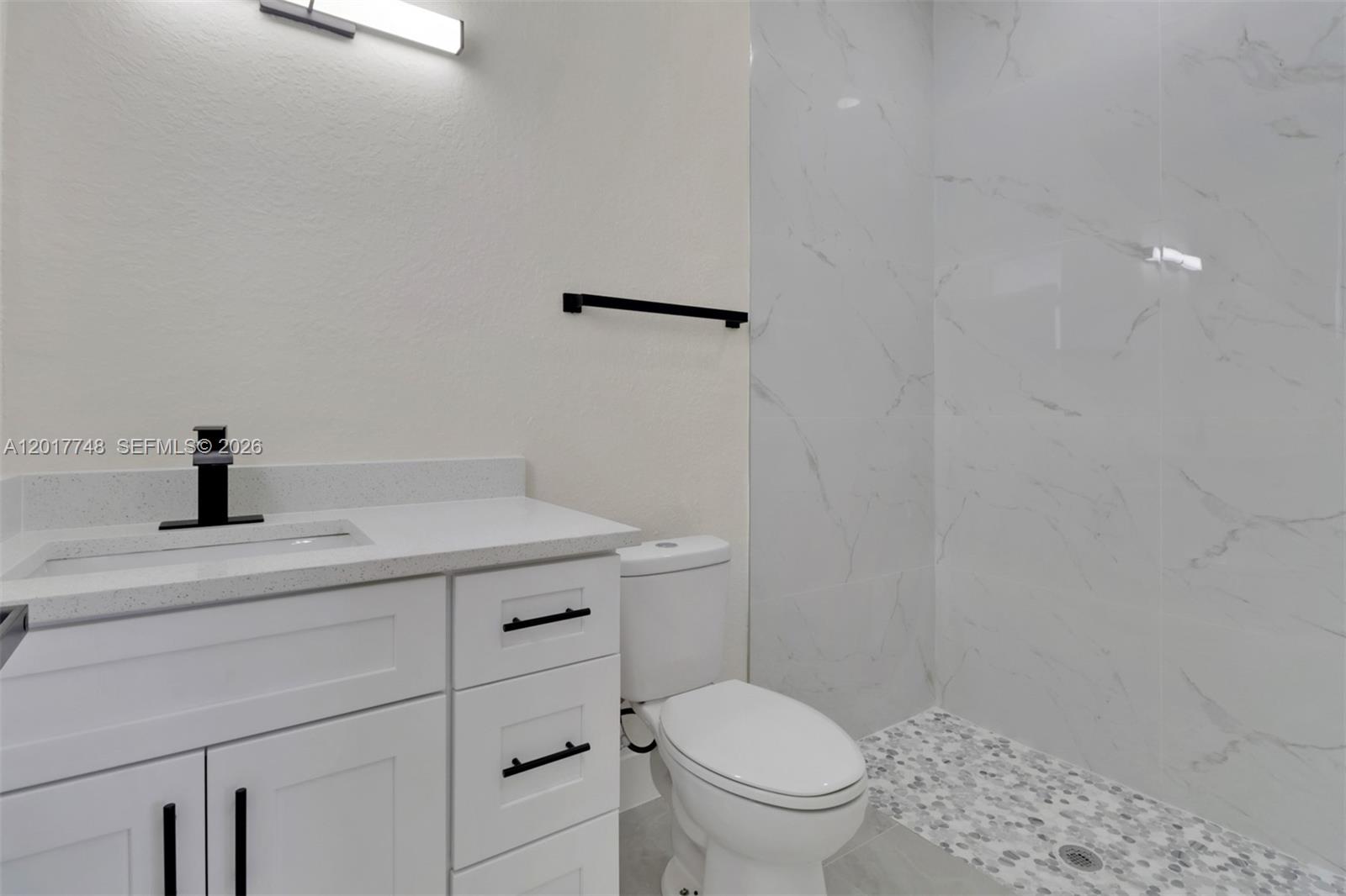 Ver detalles / 2383 sq. ft. $ 2026-05-12 0 foto
