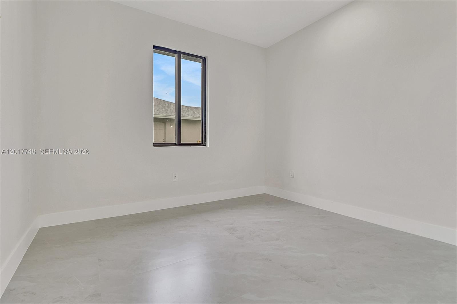 Ver detalles / 2383 sq. ft. $ 2026-05-12 0 foto
