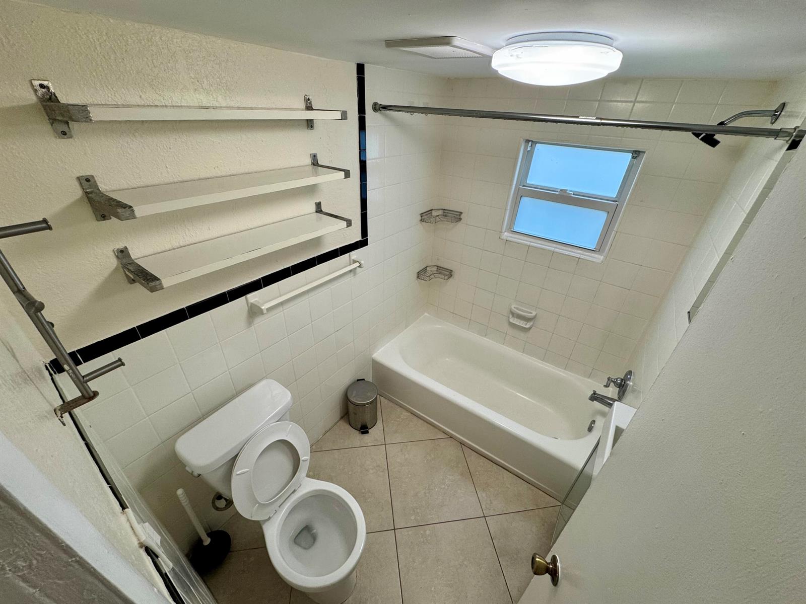 1-6  / 0  sq. ft. $ 2026-06-12 0 Photo
