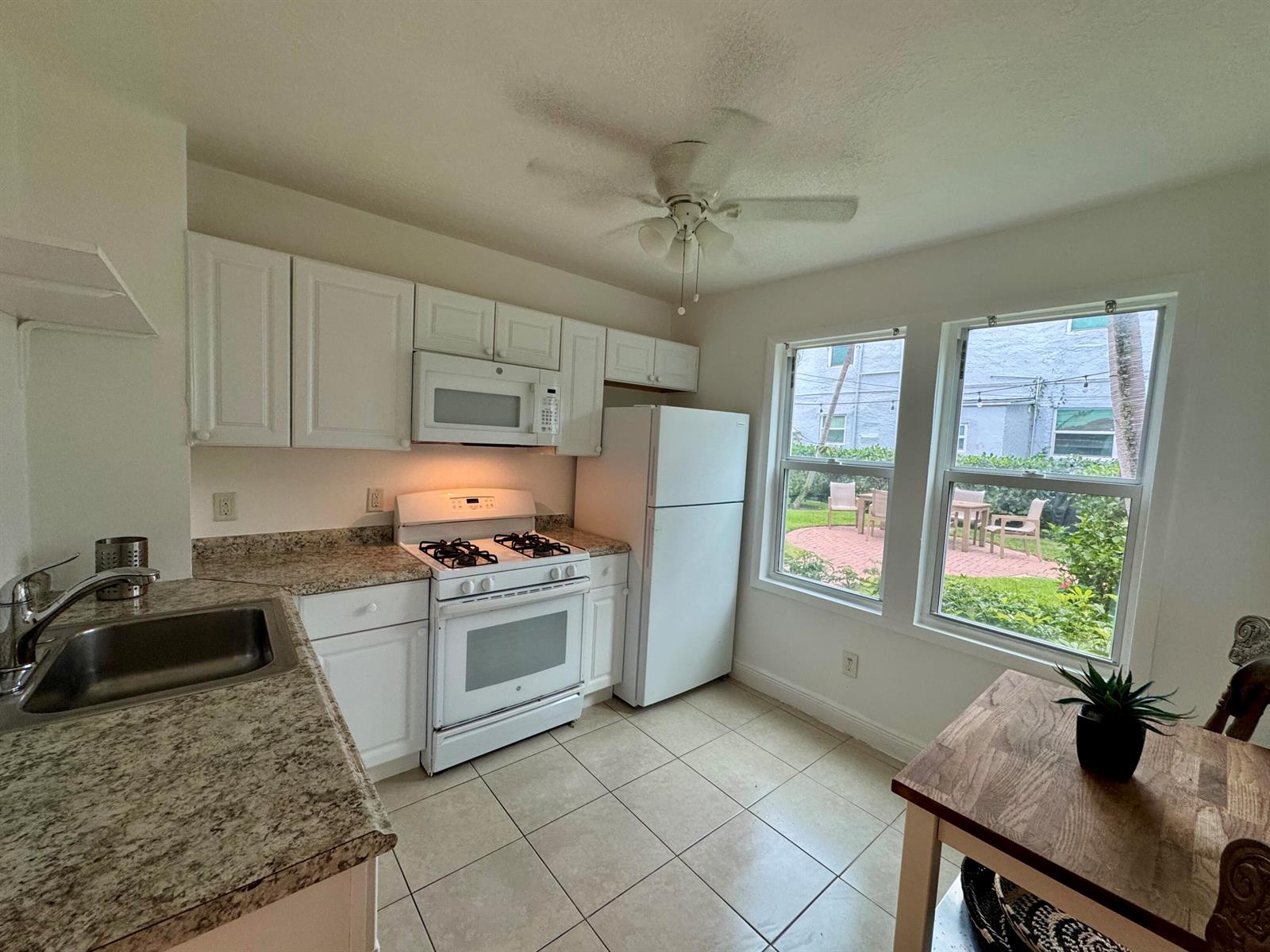 1-6  / 0  sq. ft. $ 2026-06-12 0 Photo