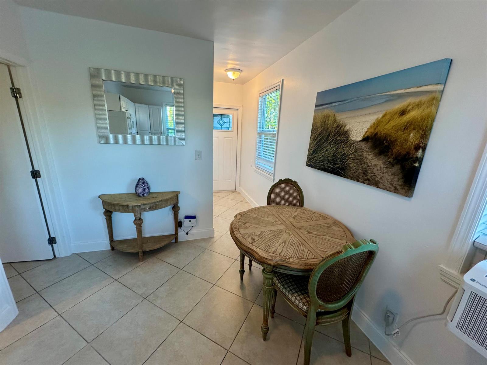 1-6  / 0  sq. ft. $ 2026-06-12 0 Photo