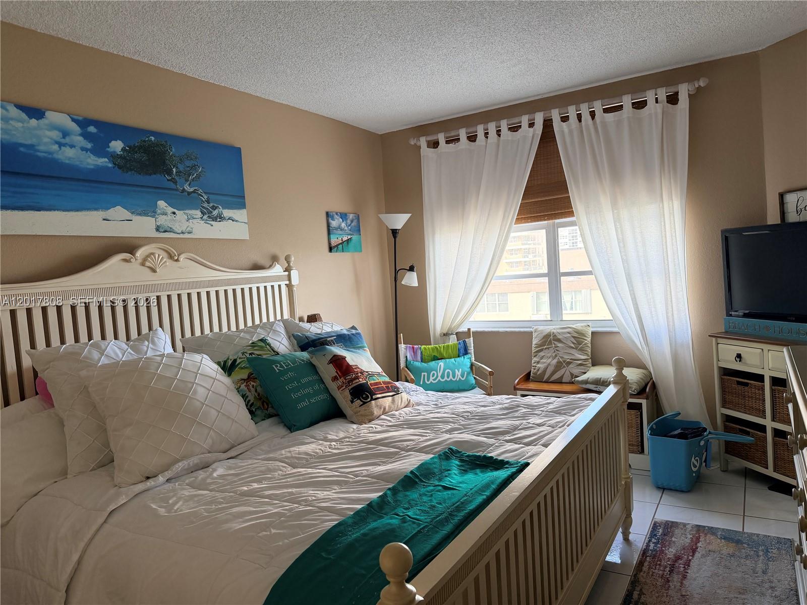 4B 1 / 2 870 sq. ft. $ 2026-05-12 0 Photo