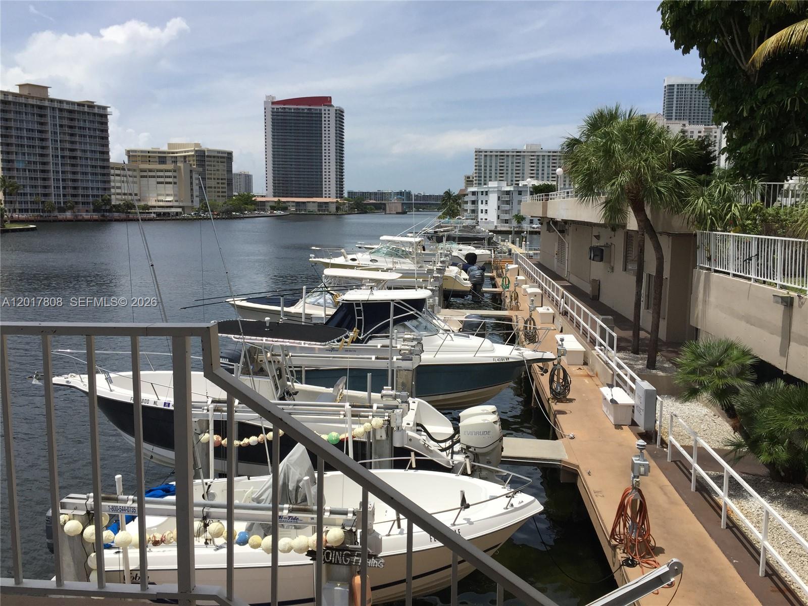 4B 1 / 2 870 sq. ft. $ 2026-05-12 0 Photo