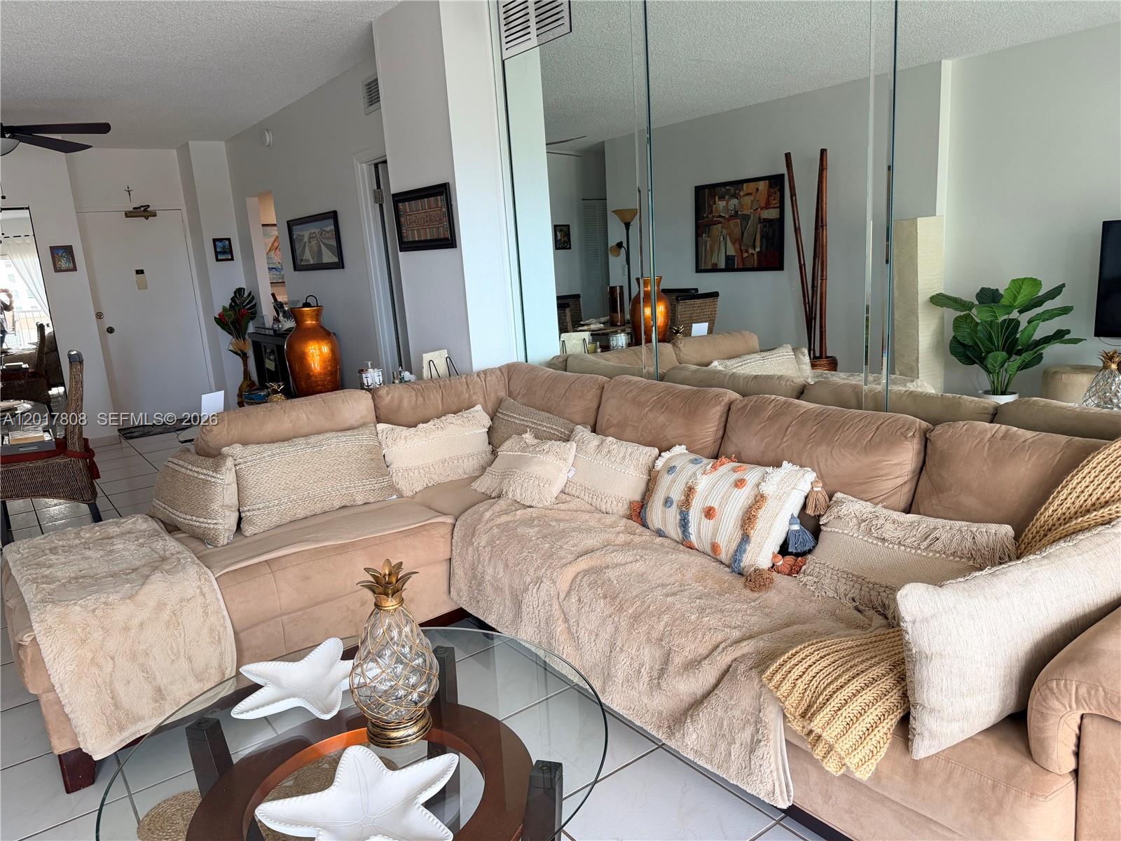 4B 1 / 2 870 sq. ft. $ 2026-05-12 0 Photo