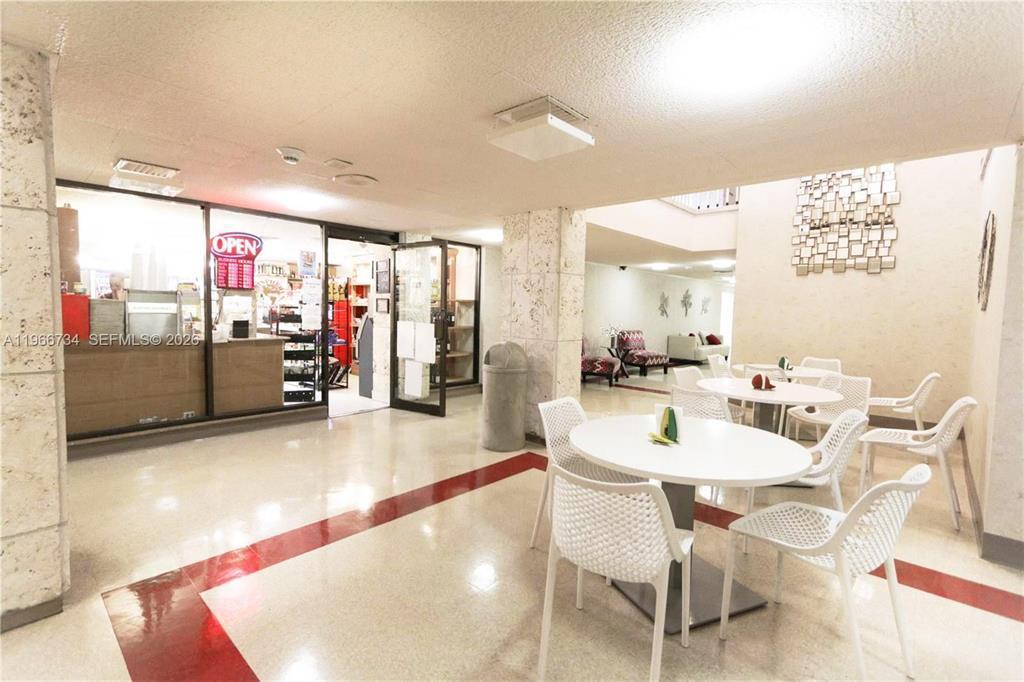 Ver detalles 18q 3 / 1740 sq. ft. $ 2026-06-18 0 foto