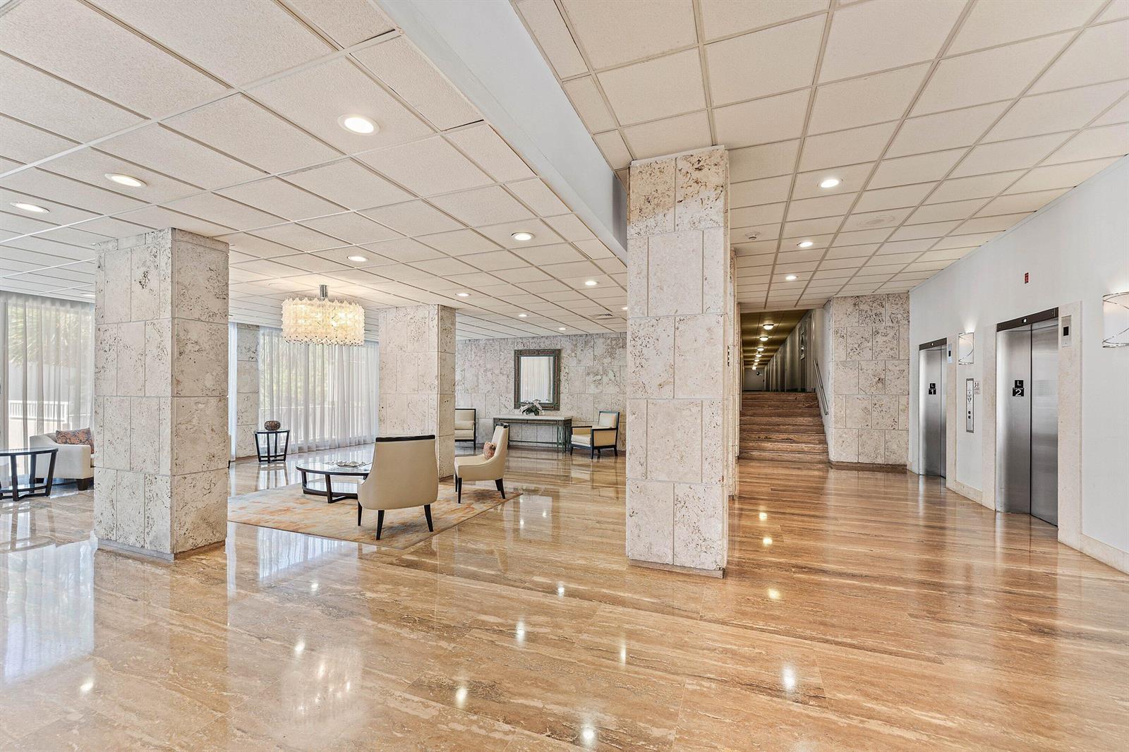 Ver detalles 18q 3 / 1740 sq. ft. $ 2026-06-18 0 foto