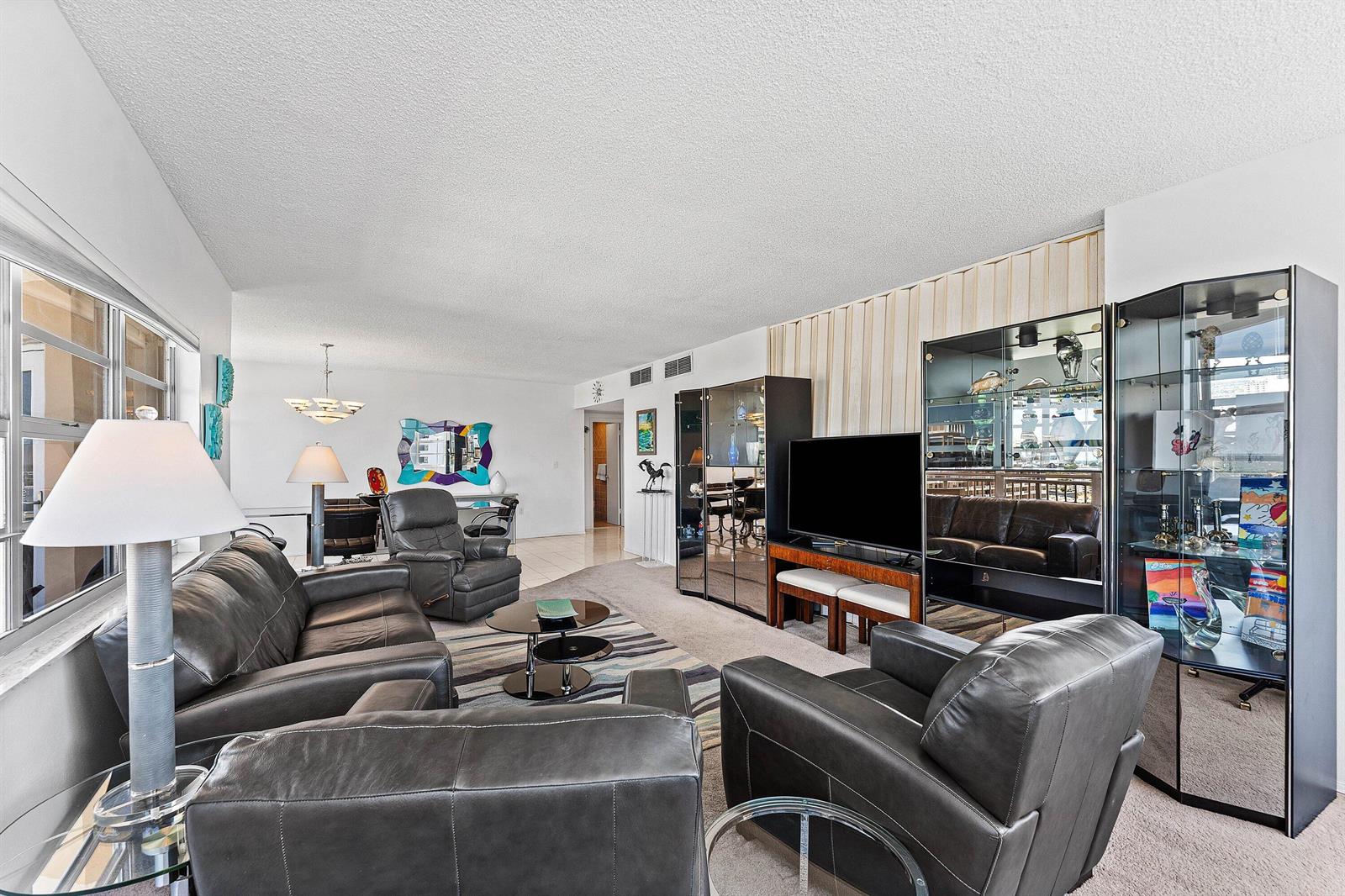 Ver detalles 18q 3 / 1740 sq. ft. $ 2026-06-18 0 foto