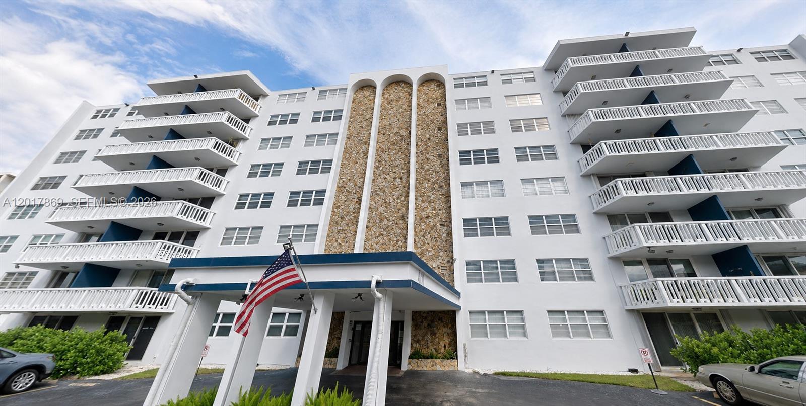 Photo of 401 14th Ave  #507, Hallandale Beach, Florida, 33009 - 