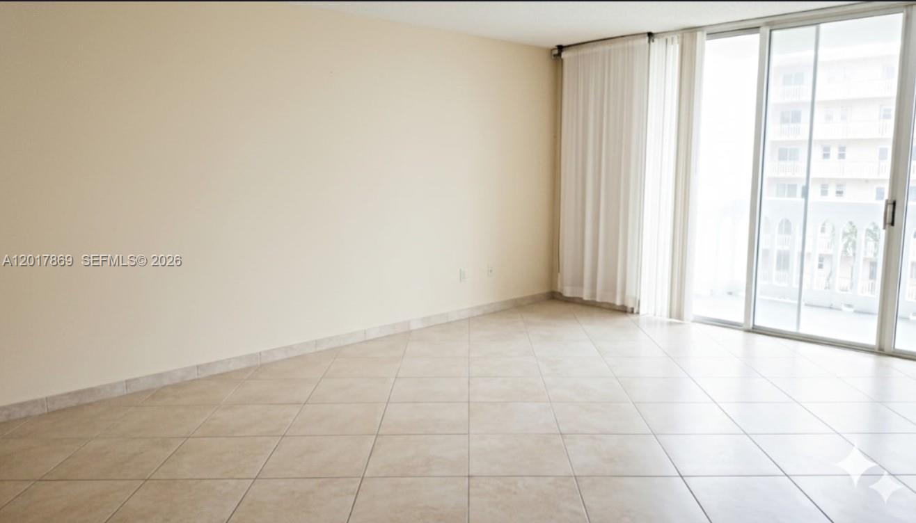 Photo of 401 14th Ave  #507, Hallandale Beach, Florida, 33009 - Oversized