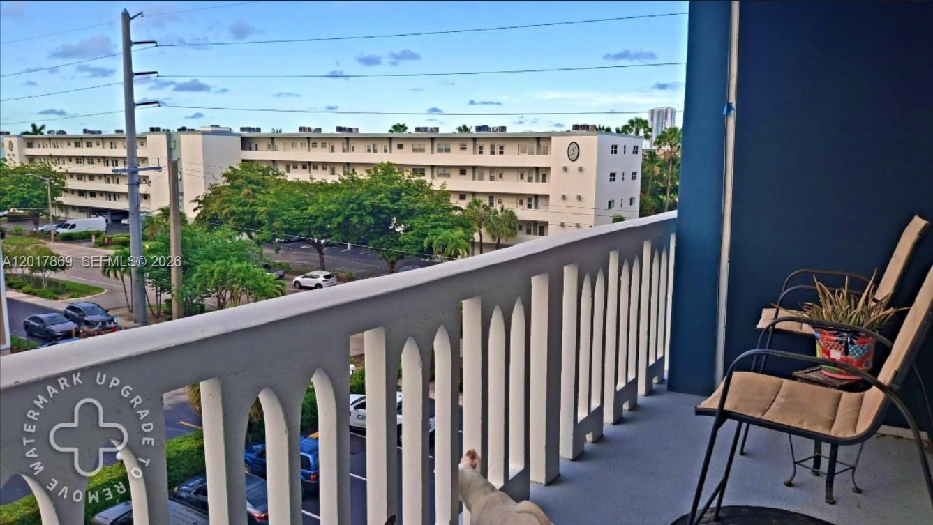 Photo of 401 14th Ave  #507, Hallandale Beach, Florida, 33009 - 