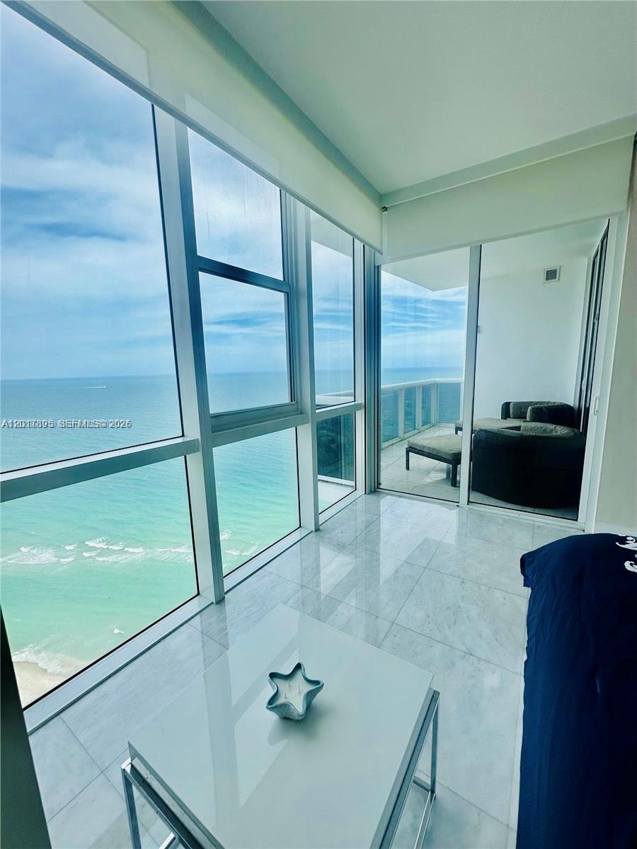 4508 2 / 3 1570 sq. ft. $ 2026-05-12 0 Photo