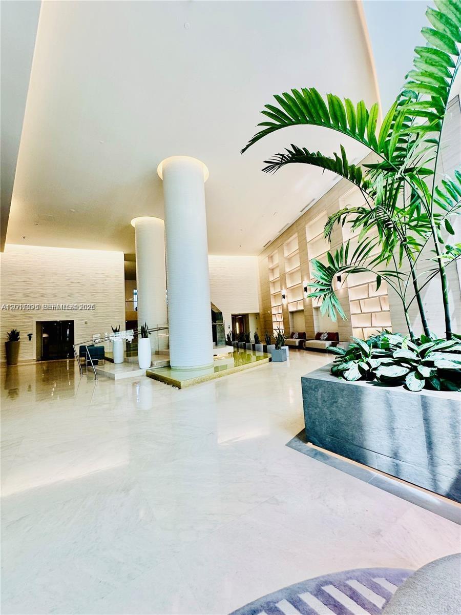 4508 2 / 3 1570 sq. ft. $ 2026-05-12 0 Photo