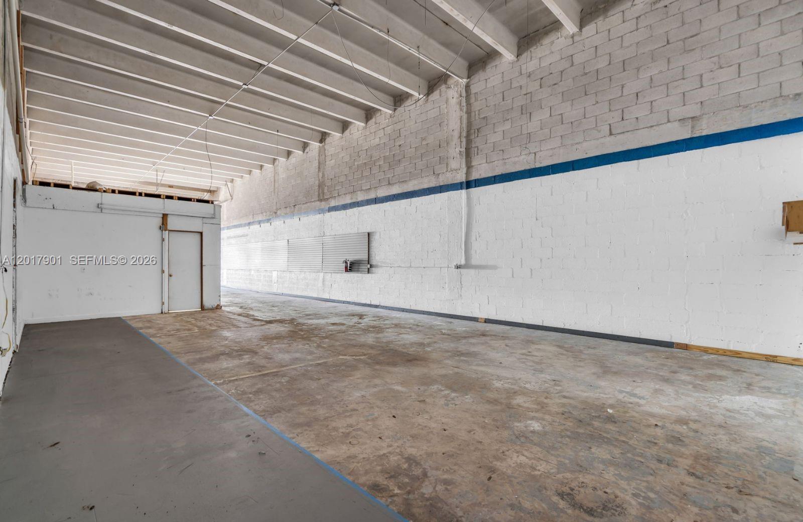 See details 6423 / sq. ft. $ 2026-05-12 0 Photo
