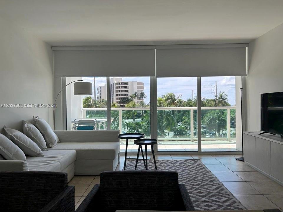 309 1 / 2 991 sq. ft. $ 2026-05-25 0 Photo