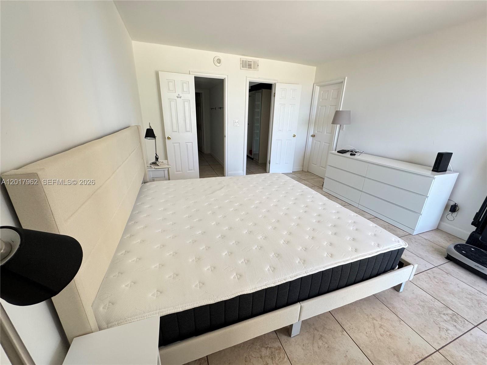 309 1 / 2 991 sq. ft. $ 2026-05-25 0 Photo