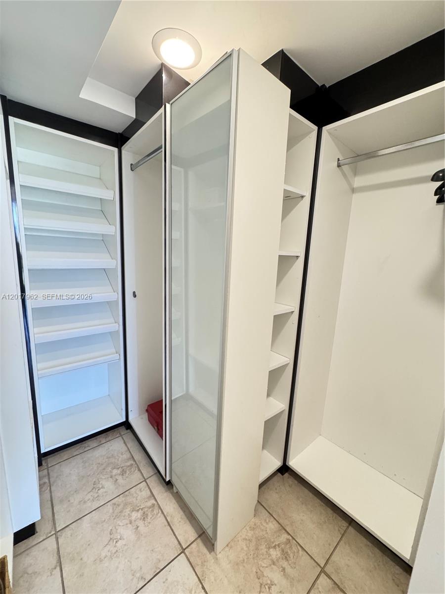 309 1 / 2 991 sq. ft. $ 2026-05-25 0 Photo