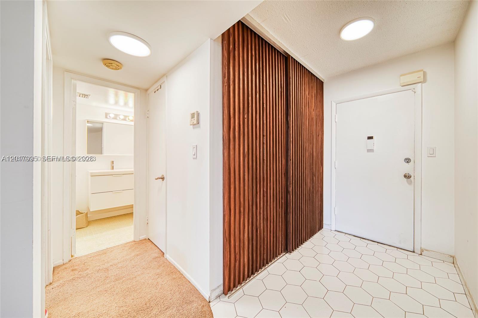 401-1 1 / 1 909 sq. ft. $ 2026-05-12 0 Photo