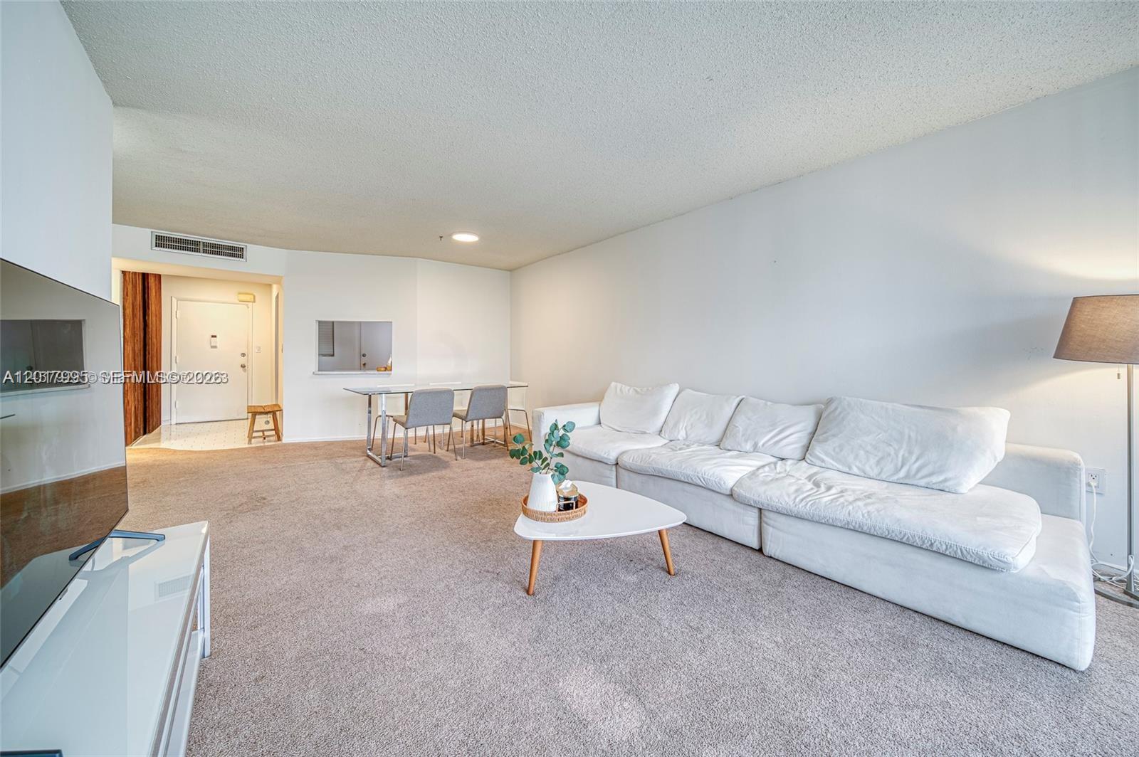 401-1 1 / 1 909 sq. ft. $ 2026-05-12 0 Photo