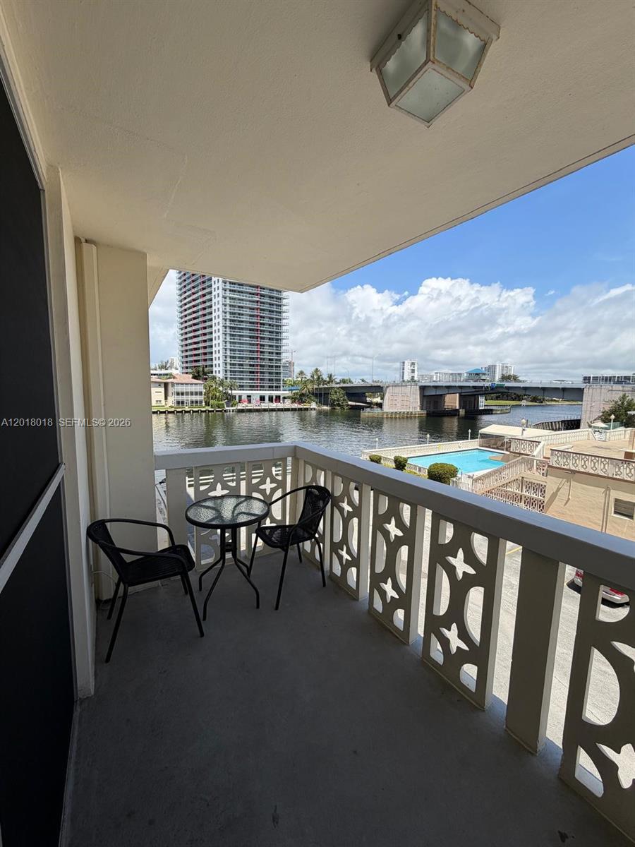 Photo of 1817 Ocean Dr #319, Hallandale Beach, Florida, 33009 -