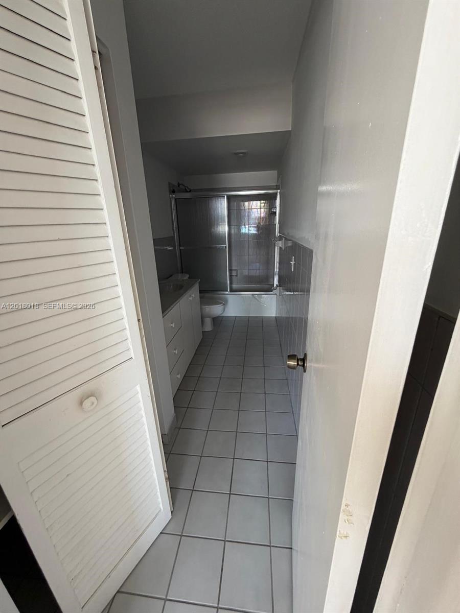 Photo of 1817 Ocean Dr #319, Hallandale Beach, Florida, 33009 -