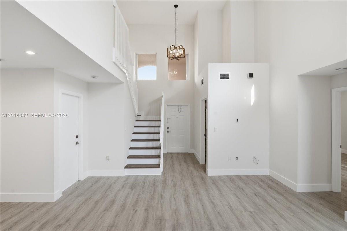 Photo of 1135 Oysterwood St (1135), Hollywood, Florida, 33019 -