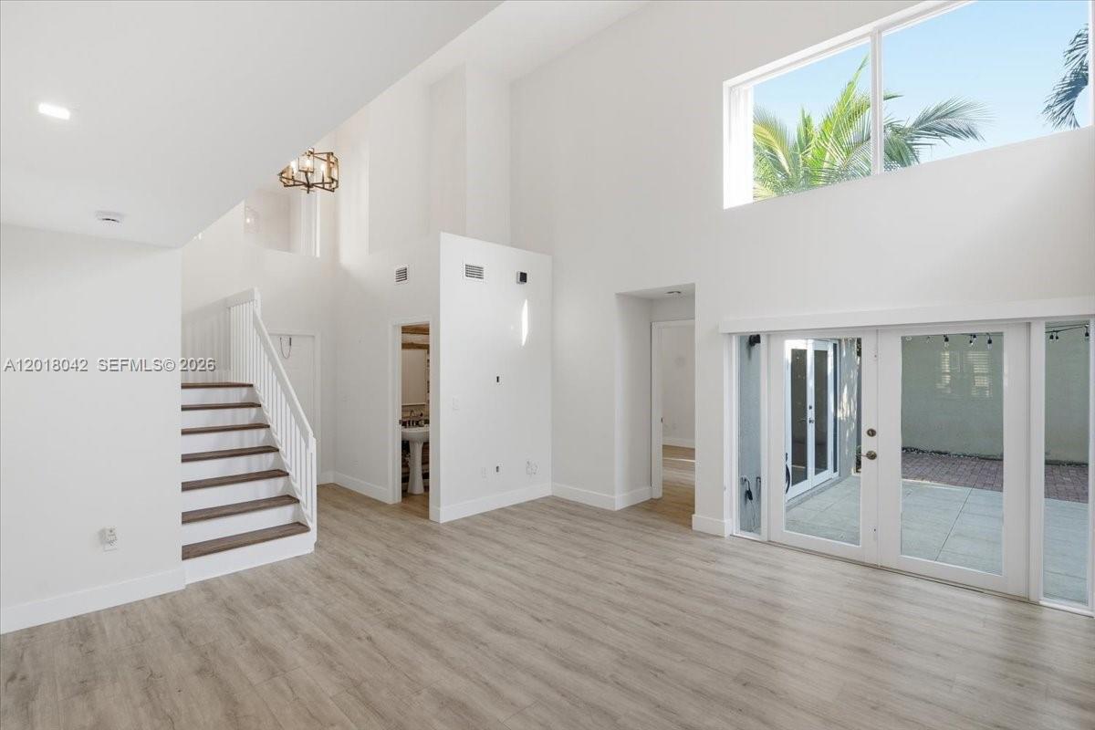 Photo of 1135 Oysterwood St (1135), Hollywood, Florida, 33019 -