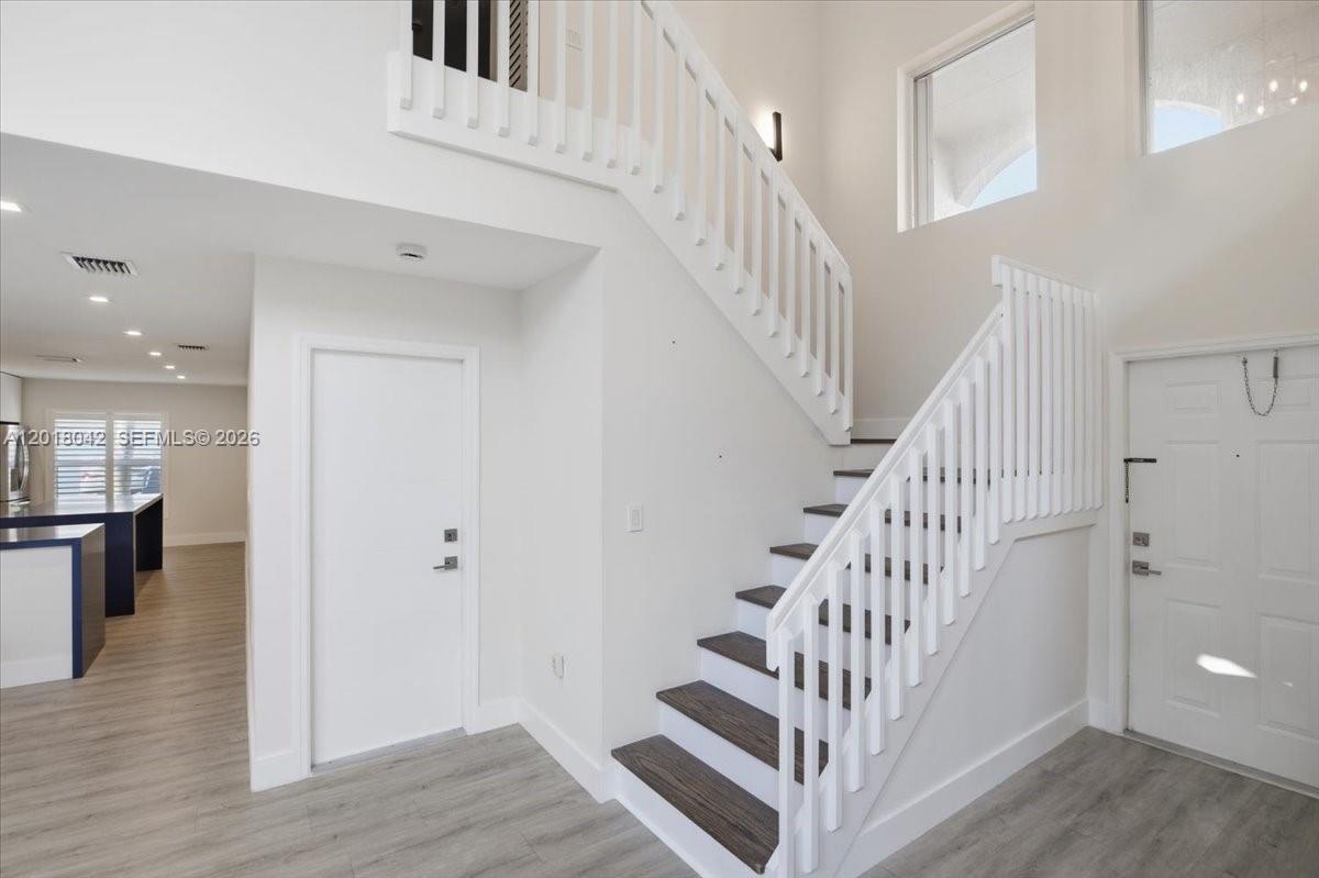 Photo of 1135 Oysterwood St (1135), Hollywood, Florida, 33019 -