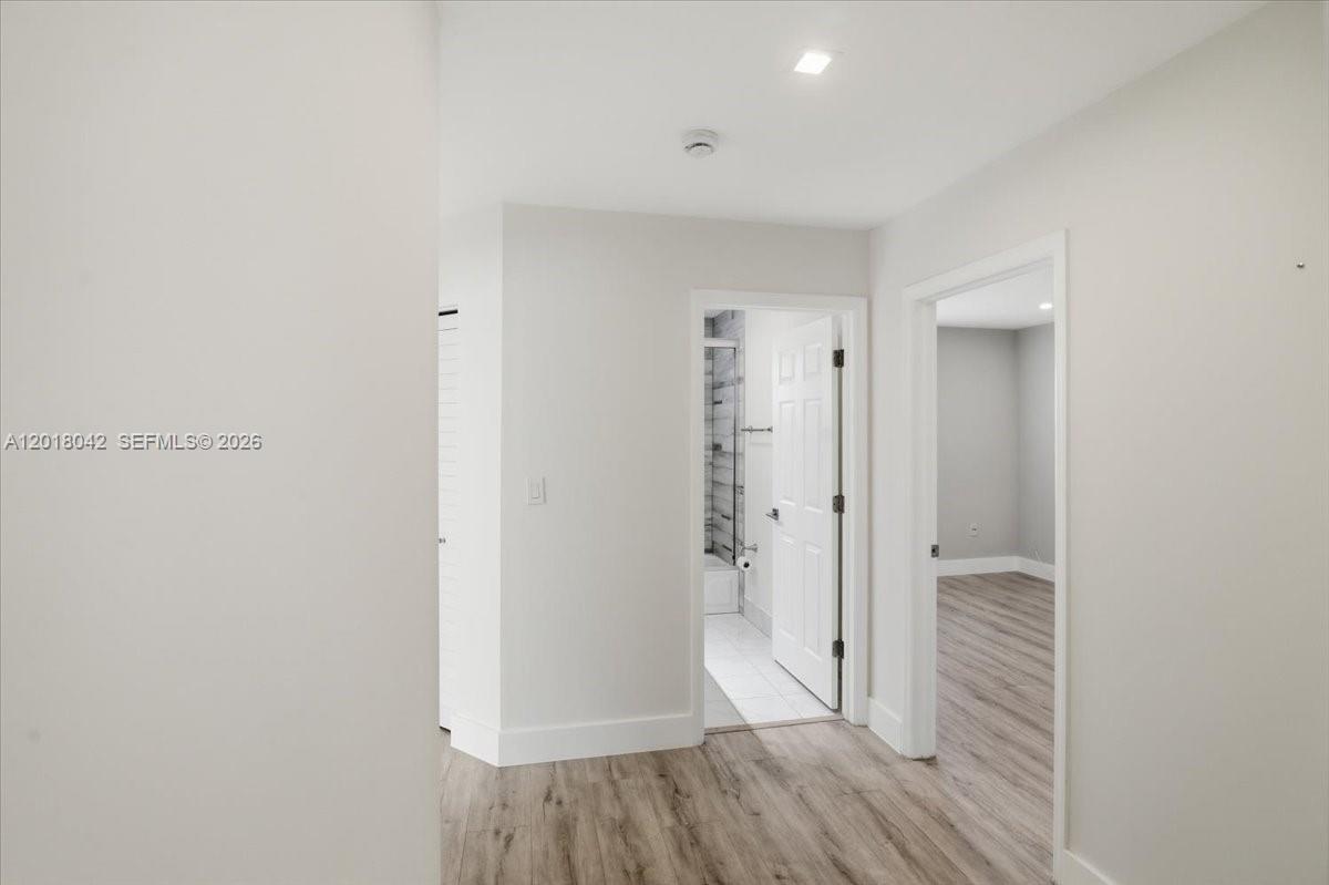 Photo of 1135 Oysterwood St (1135), Hollywood, Florida, 33019 -