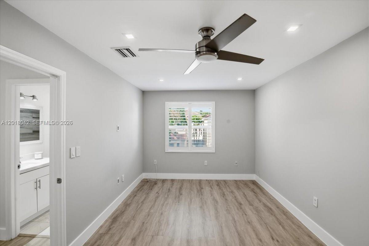 Photo of 1135 Oysterwood St (1135), Hollywood, Florida, 33019 -