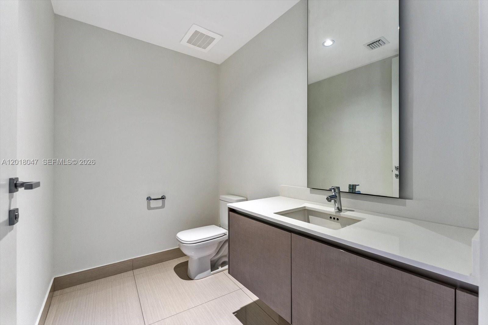 Photo of 3300 188th St  #217, Aventura, Florida, 33180 - 