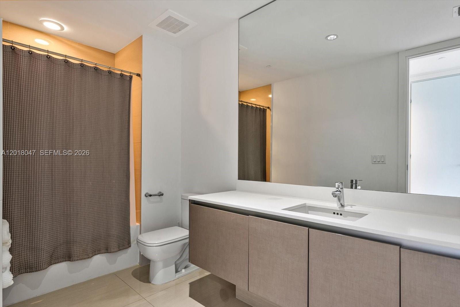 Photo of 3300 188th St  #217, Aventura, Florida, 33180 - 