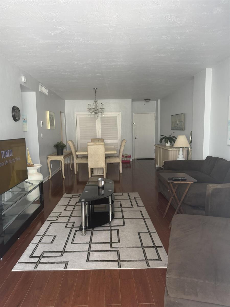 Photo of 3001 Ocean #203, Hollywood, Florida, 33019 - IMG_4822