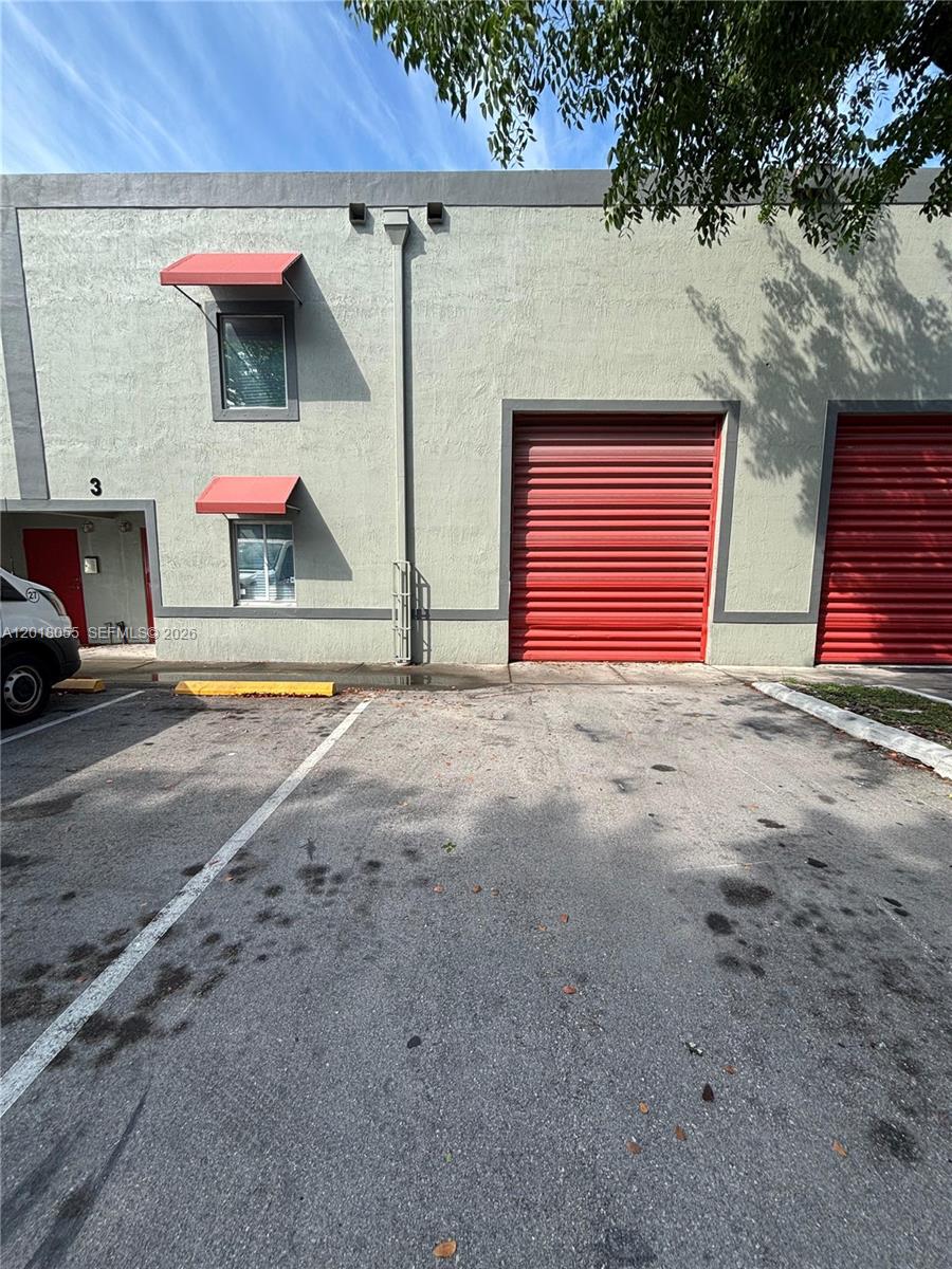See details #3 / sq. ft. $ 2026-05-13 0 Photo