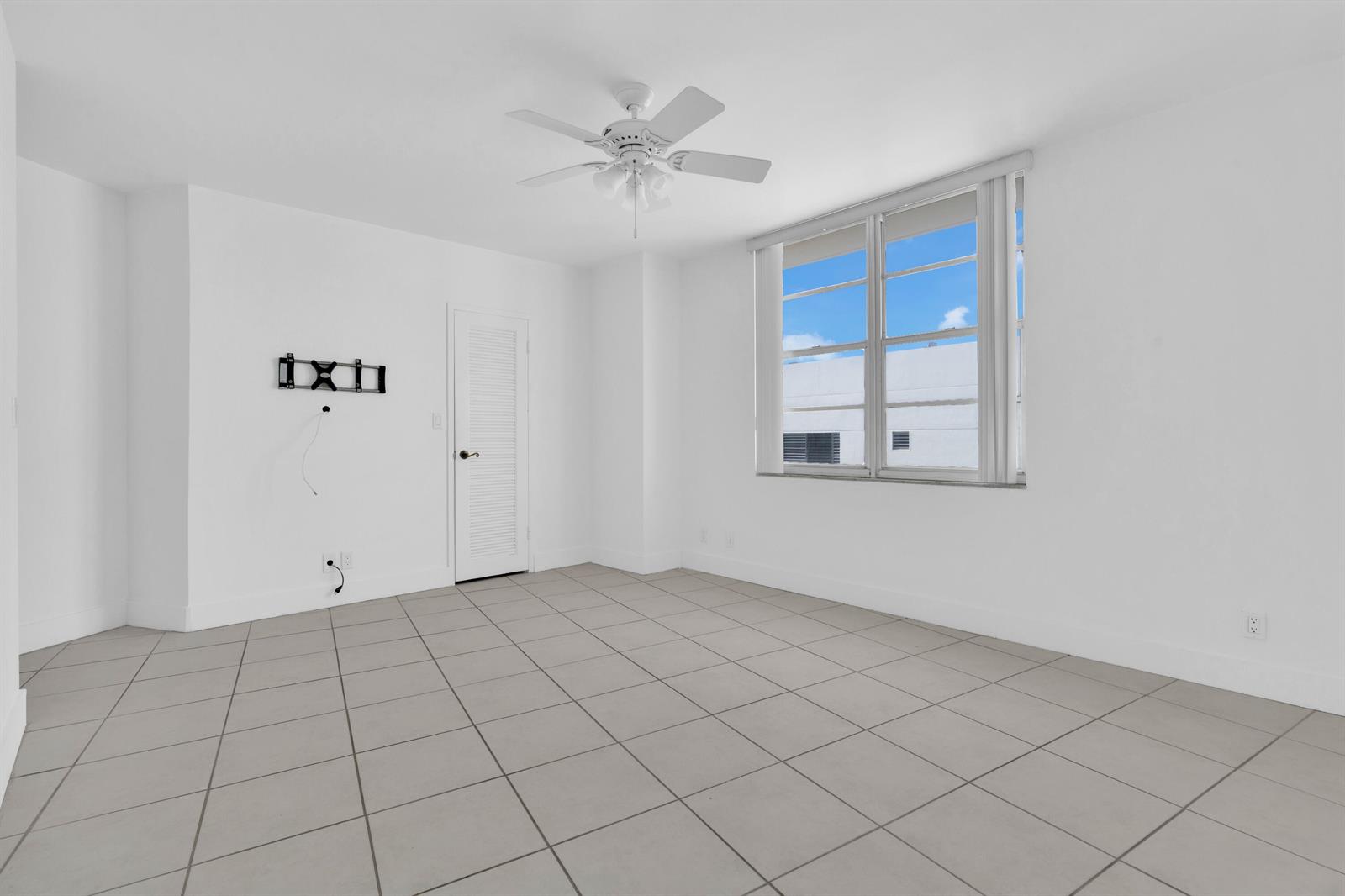 Photo of 3725 Ocean  #1215, Hollywood, Florida, 33019 - Final (7 of 34)